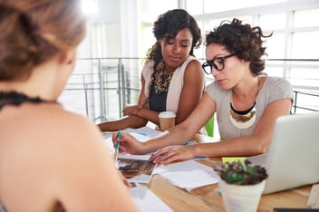 Volunteer leaders setting volunteer program goals